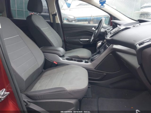 1FMCU0GX0FUA90400 Ford ESCAPE SE