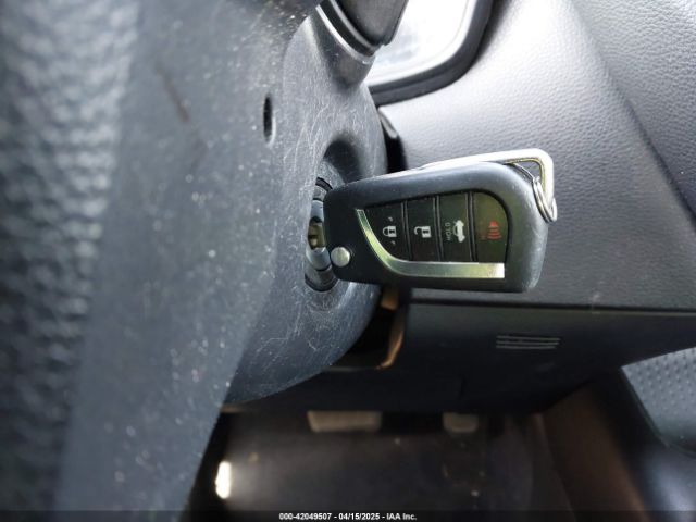 JTDEPRAE5LJ043053 Toyota COROLLA LE