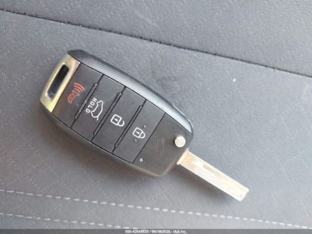 5XYPGDA56KG441320 KIA Sorento 3.3l Lx