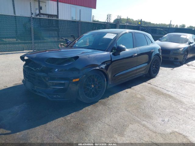 2017 PORSCHE MACAN WP1AF2A57HLB61530 Photo 1