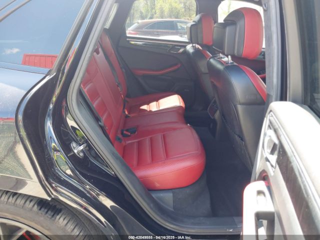2017 PORSCHE MACAN WP1AF2A57HLB61530 Photo 7
