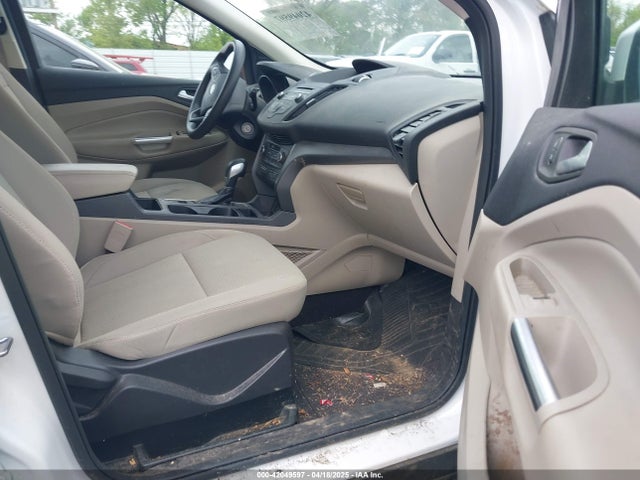 1FMCU0GD5JUC27166 Ford ESCAPE SE