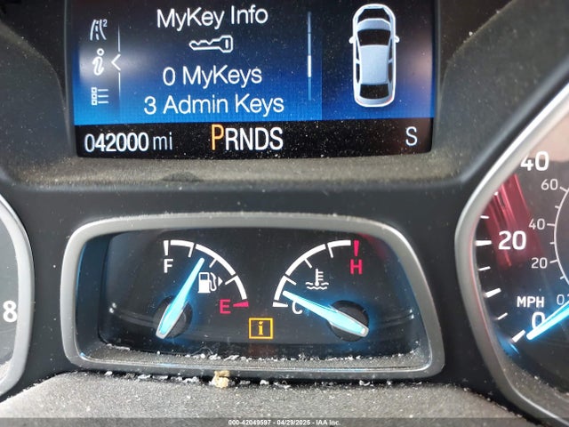 1FMCU0GD5JUC27166 Ford ESCAPE SE
