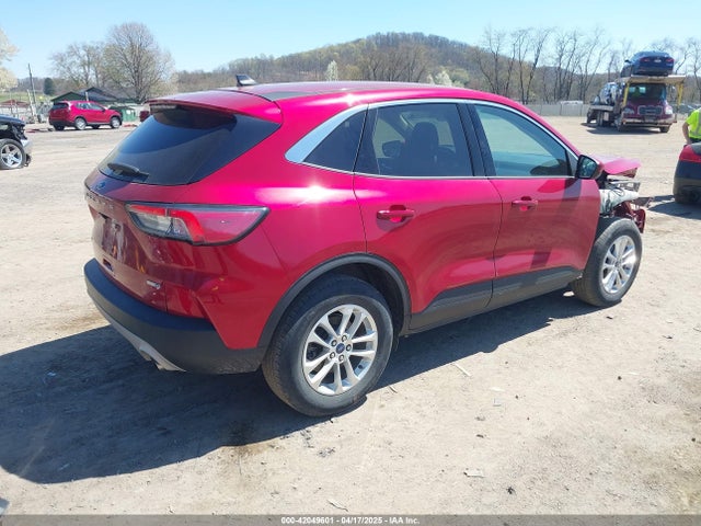1FMCU9G64LUB29416 Ford ESCAPE SE