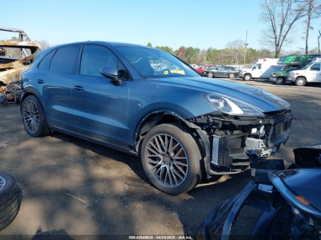 2019 PORSCHE CAYENNE WP1AA2AY2KDA14302 Photo 0