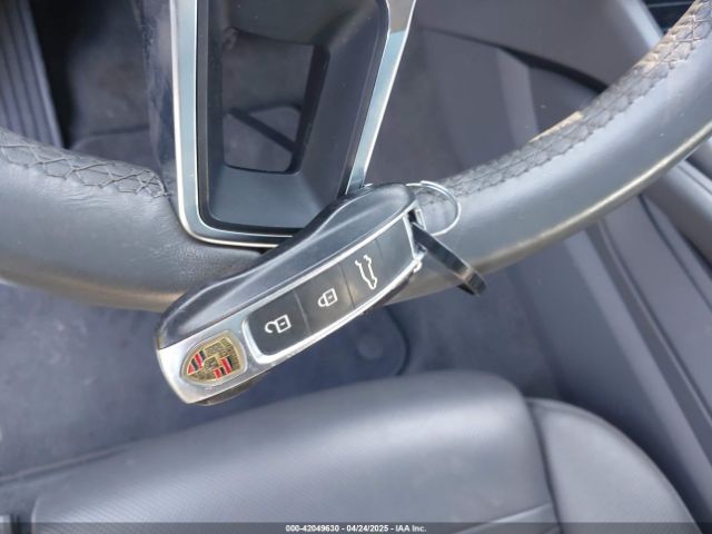 2019 PORSCHE CAYENNE WP1AA2AY2KDA14302 Photo 10