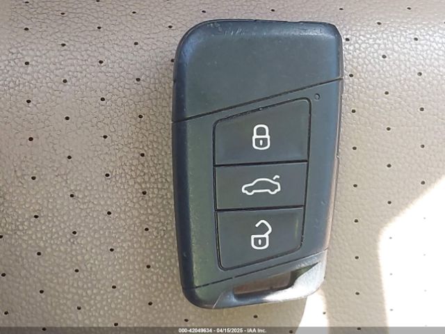 3VWE57BU7KM102649 Volkswagen Jetta 1.4t Sel