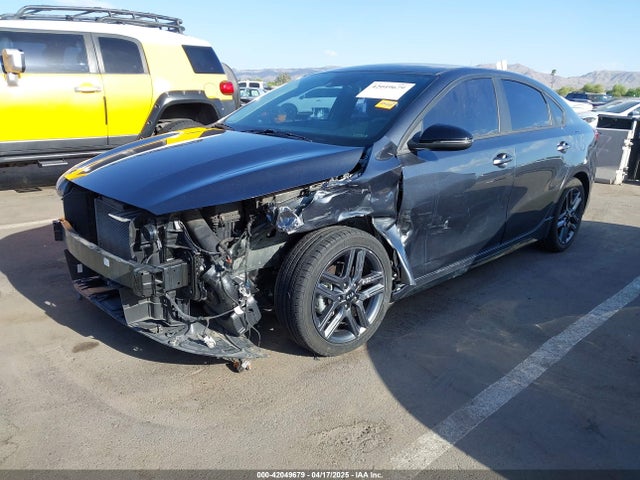 3KPF34AD1ME268904 KIA Forte Gt-line