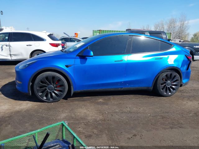7SAYGDEF1NF307577 Tesla Model Y Performance Dual Motor All-wheel Drive