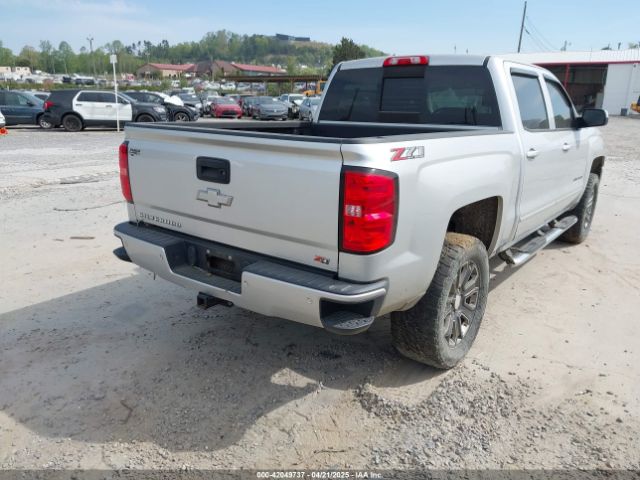 2018 CHEVROLET SILVERADO 1500 3GCUKREC7JG301977 Photo 3