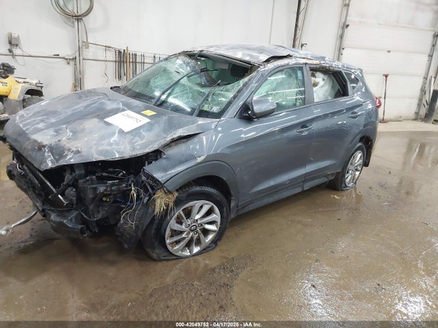 Hyundai TUCSON SE 2018 KM8J2CA49JU645981 Image 2