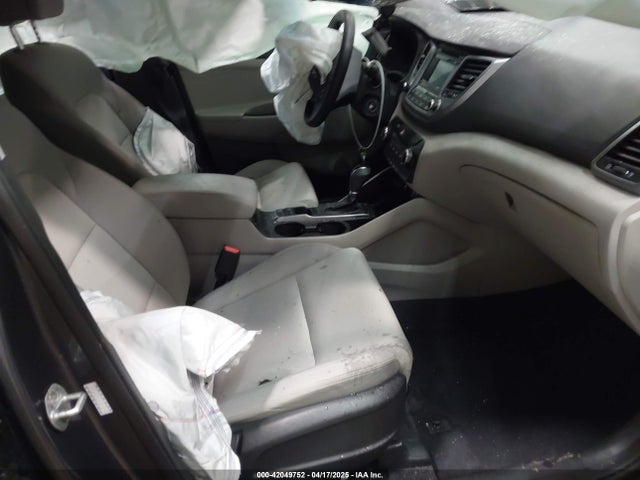 Hyundai TUCSON SE 2018 KM8J2CA49JU645981 Image 5