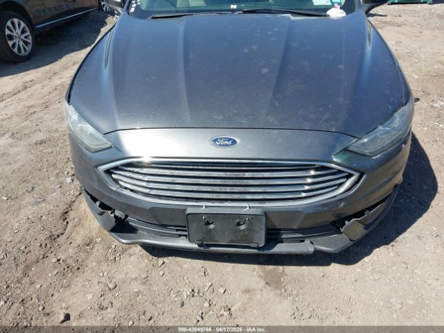 3FA6P0H74JR233829 Ford FUSION SE