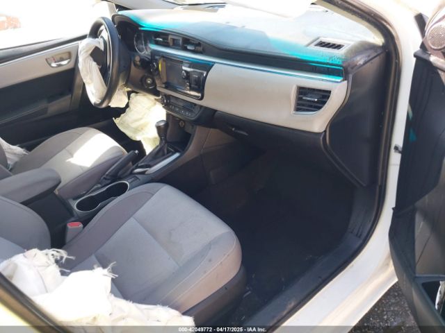 2T1BURHE3GC648689 Toyota COROLLA LE