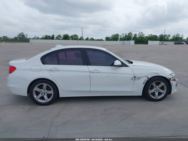 WBA3B1G5XFNT05271 BMW 320i