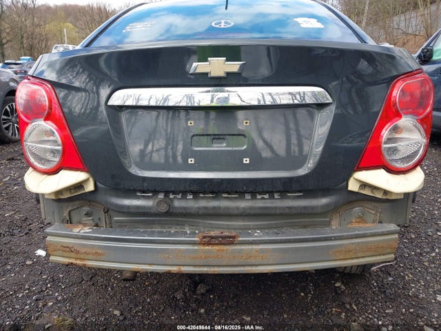 1G1JC5SH5E4202854 Chevrolet Sonic Lt Auto