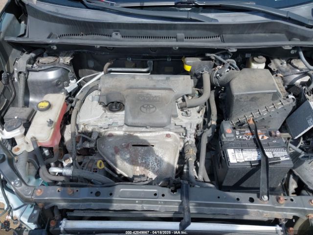 2T3BFREV3FW328727 Toyota RAV4 LE