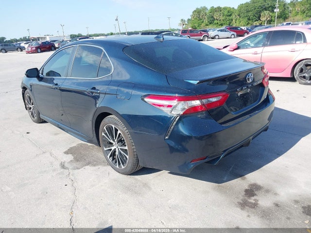 4T1B11HK0KU697016 Toyota CAMRY SE