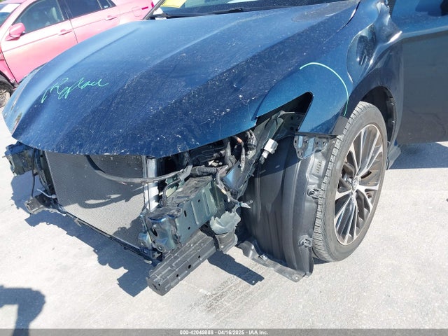 4T1B11HK0KU697016 Toyota CAMRY SE