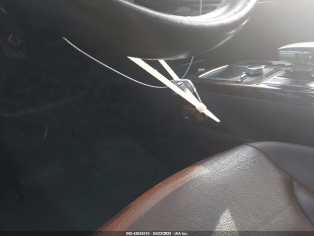 WA1LAAF75JD054810 Audi Q7 3.0t Premium