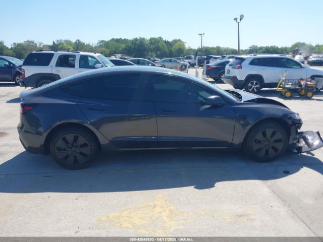 5YJ3E1EA2SF900943 Tesla Model 3 Long Range Rear-wheel Drive