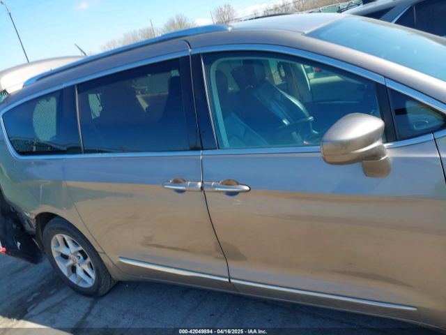 2C4RC1EG1HR566115 Chrysler Pacifica Touring-l Plus