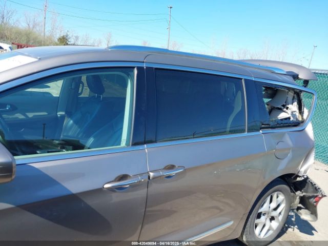 2C4RC1EG1HR566115 Chrysler Pacifica Touring-l Plus
