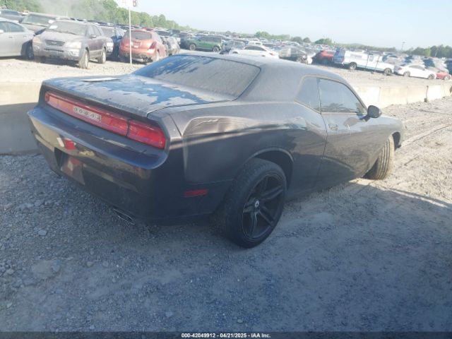 2C3CDYAG8EH212177 Dodge Challenger Sxt