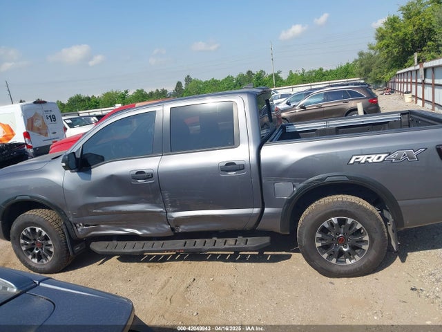 Nissan Titan Pro-4x 4x4 2023 1N6AA1ED7PN100108 Image 14