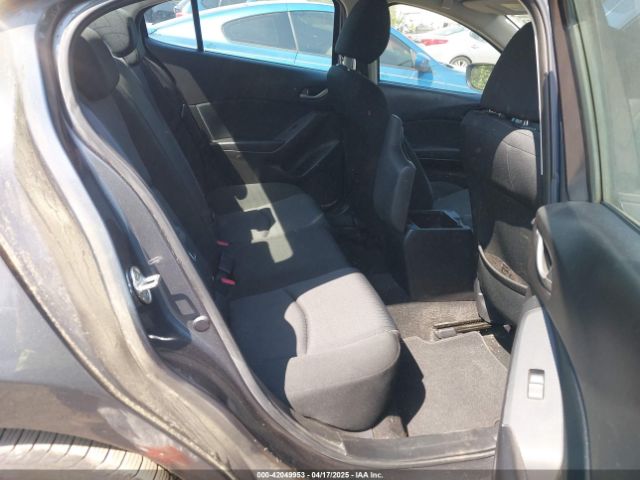 3MZBM1U79FM173285 Mazda Mazda3 I Sport