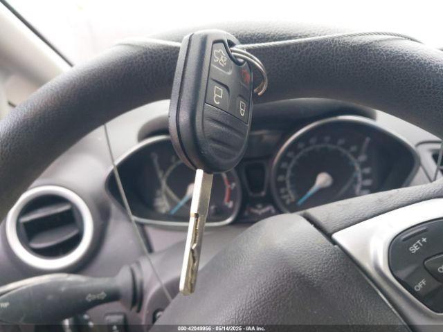 3FADP4BJXJM117051 Ford FIESTA SE