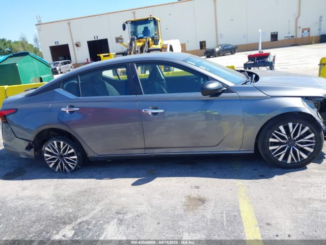 1N4BL4DVXRN320168 Nissan Altima Sv Fwd