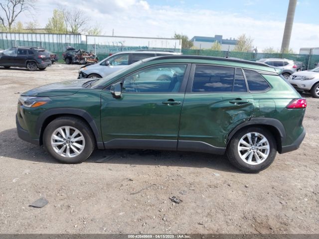 7MUCAABG7NV035638 Toyota Corolla Cross Le