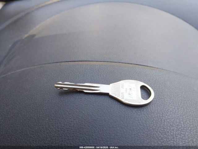 2019 NISSAN VERSA 3N1CN7AP1KL829073 Photo 10
