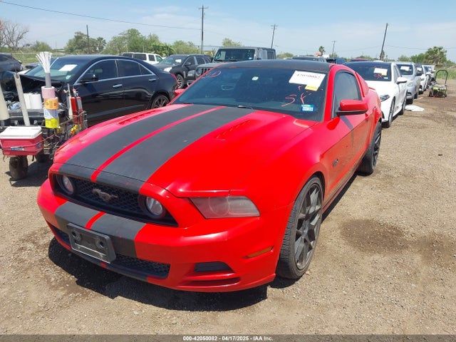 1ZVBP8CF3E5311108 Ford Mustang Gt Premium