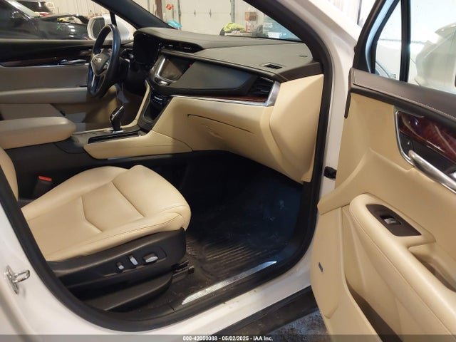 2019 CADILLAC XT5 1GYKNDRS3KZ149162 Photo 4