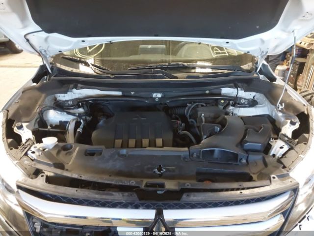 JA4AT5AA1JZ037596 Mitsubishi Eclipse Cross Se