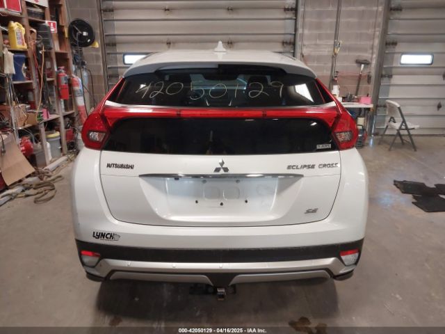 JA4AT5AA1JZ037596 Mitsubishi Eclipse Cross Se