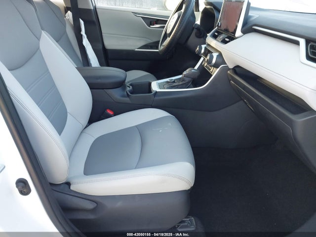4T3B6RFV0RU151797 Toyota Rav4 Hybrid Xle Premium