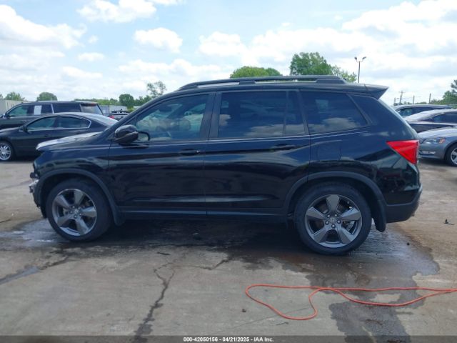 5FNYF7H90LB000700 Honda Passport 2wd Touring