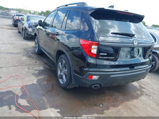 5FNYF7H90LB000700 Honda Passport 2wd Touring