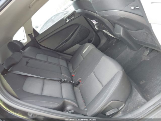 KM8J23A47HU536722 Hyundai TUCSON SE