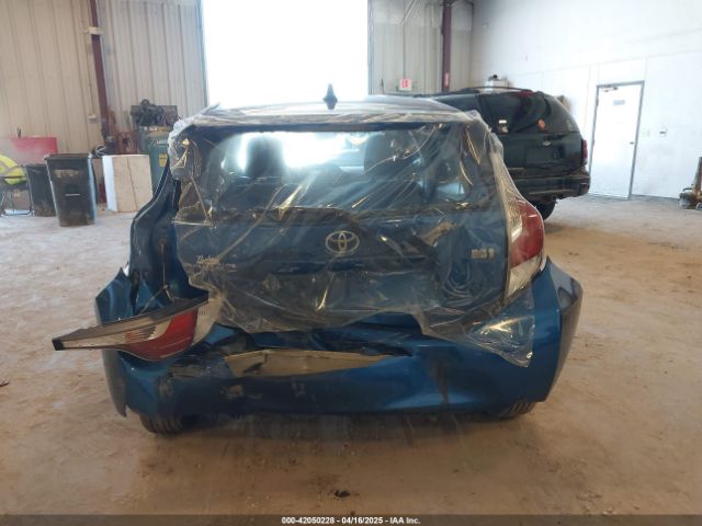 JTDKDTB38F1099580 Toyota Prius C Three