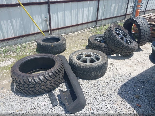 1GT49WEY3MF133606 GMC Sierra 3500hd 4wd Long Bed Denali