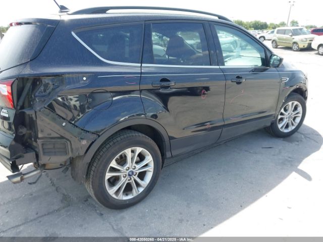 1FMCU0HD8KUB95331 Ford ESCAPE SEL