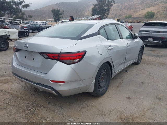3N1AB8BV0MY244767 Nissan Sentra