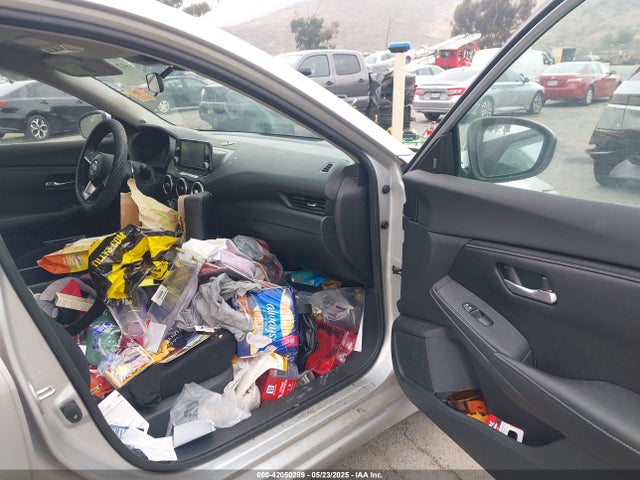 3N1AB8BV0MY244767 Nissan Sentra