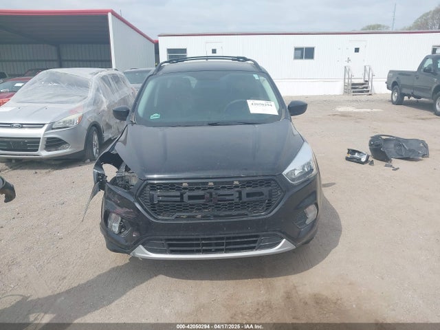 1FMCU9GD5HUB01064 Ford ESCAPE SE