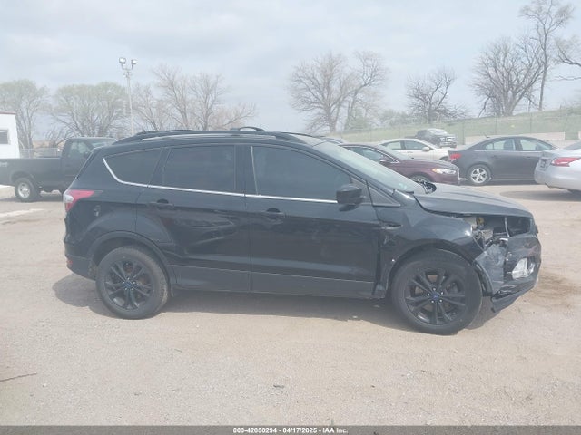 1FMCU9GD5HUB01064 Ford ESCAPE SE