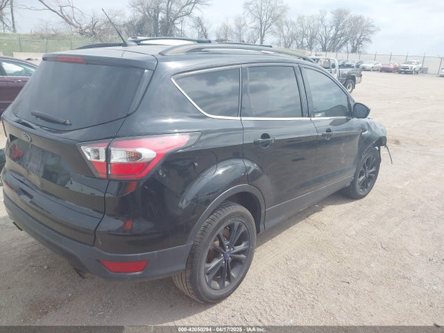 1FMCU9GD5HUB01064 Ford ESCAPE SE